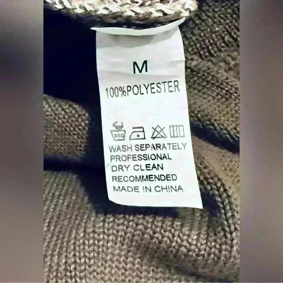 Argyle V-Neck Sweater, Brown, Women’s Size Medium, Baggy Fit, Karwuiio - Picture 9 of 12